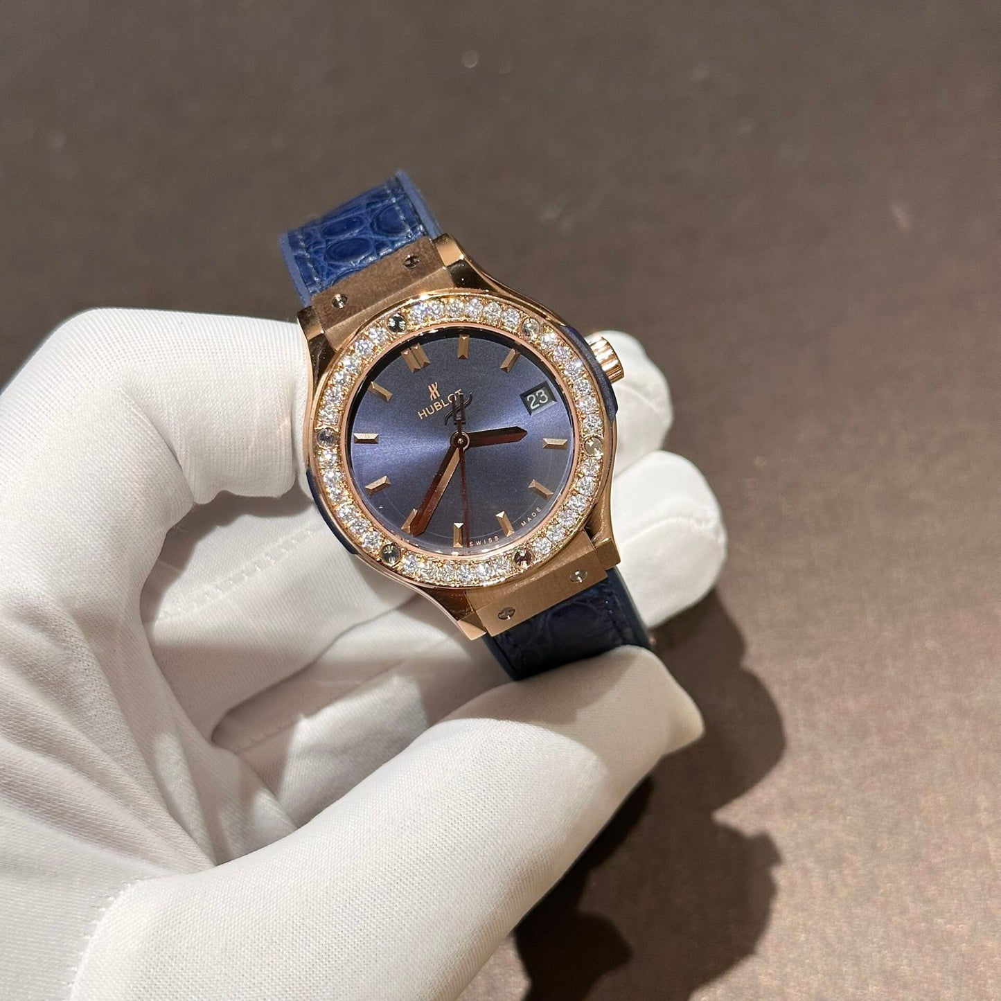 Hublot Replica 1:1 Watch With Moissanite Diamonds Blue 33mm