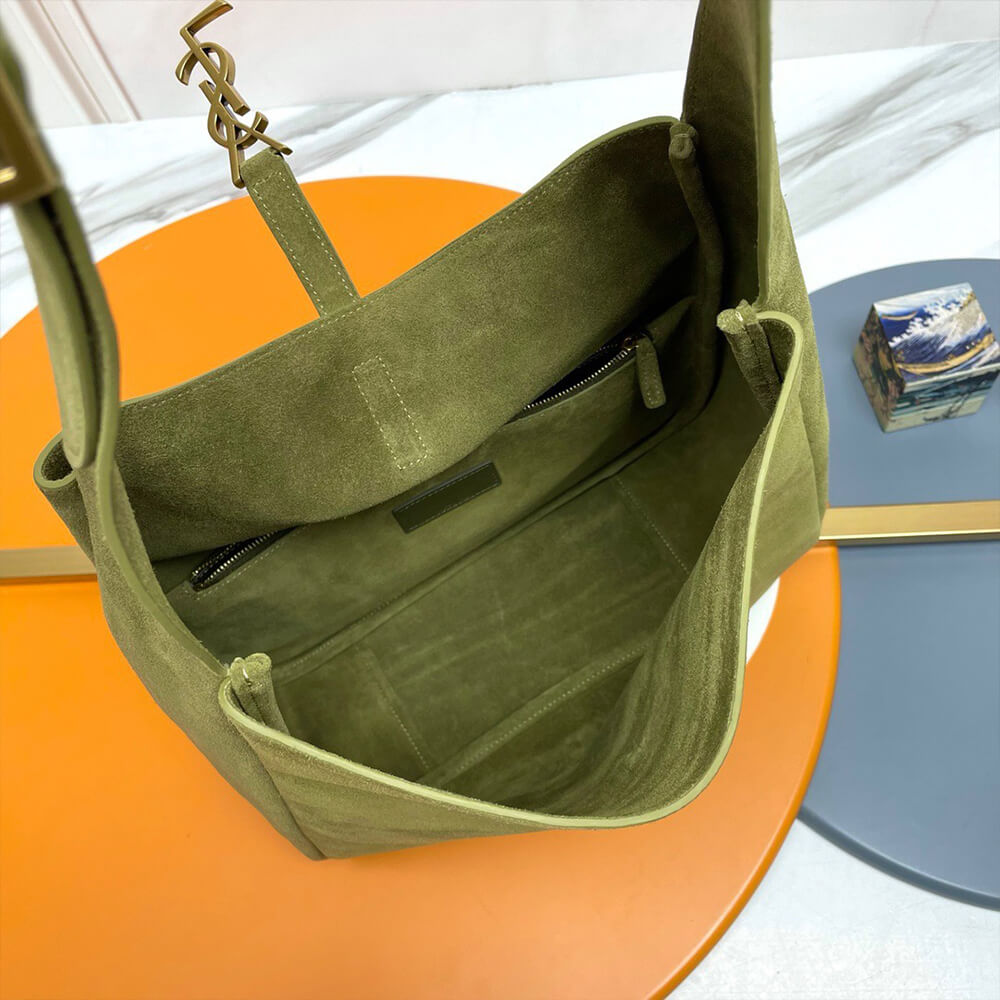 YSL LE 5 ¨¤ 7 supple SUEDE LARGE