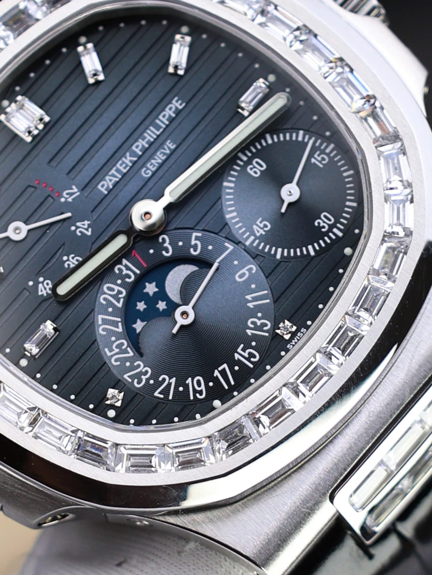 Patek Philippe Nautilus 5724 Blue Dial Replica Watch Full Function PPF Factory 40mm