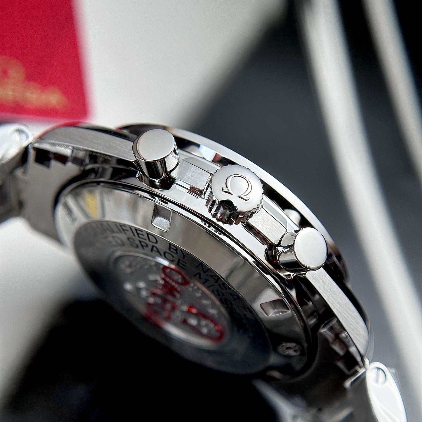 Omega Replica Watch Speedmaster Moonwatch Black Dial Metal Wire 42mm