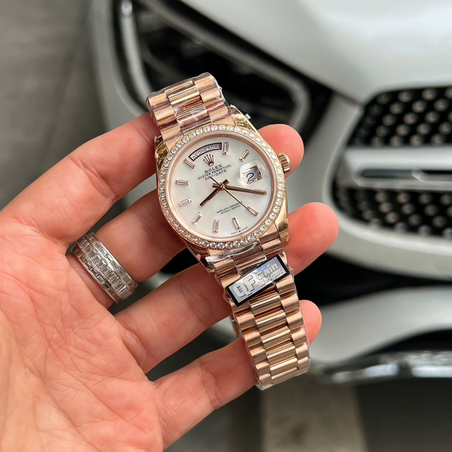 Rolex Day-Date Dial MOP Replica Watch Weight 158 ??Grams Bezel Moissanite Diamonds QF Factory 36mm