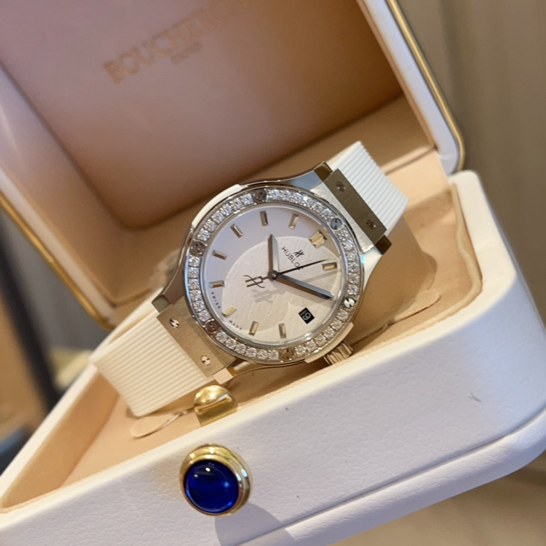 Hublot Classic 33mm High-End Women's Watch(1:1 replica)