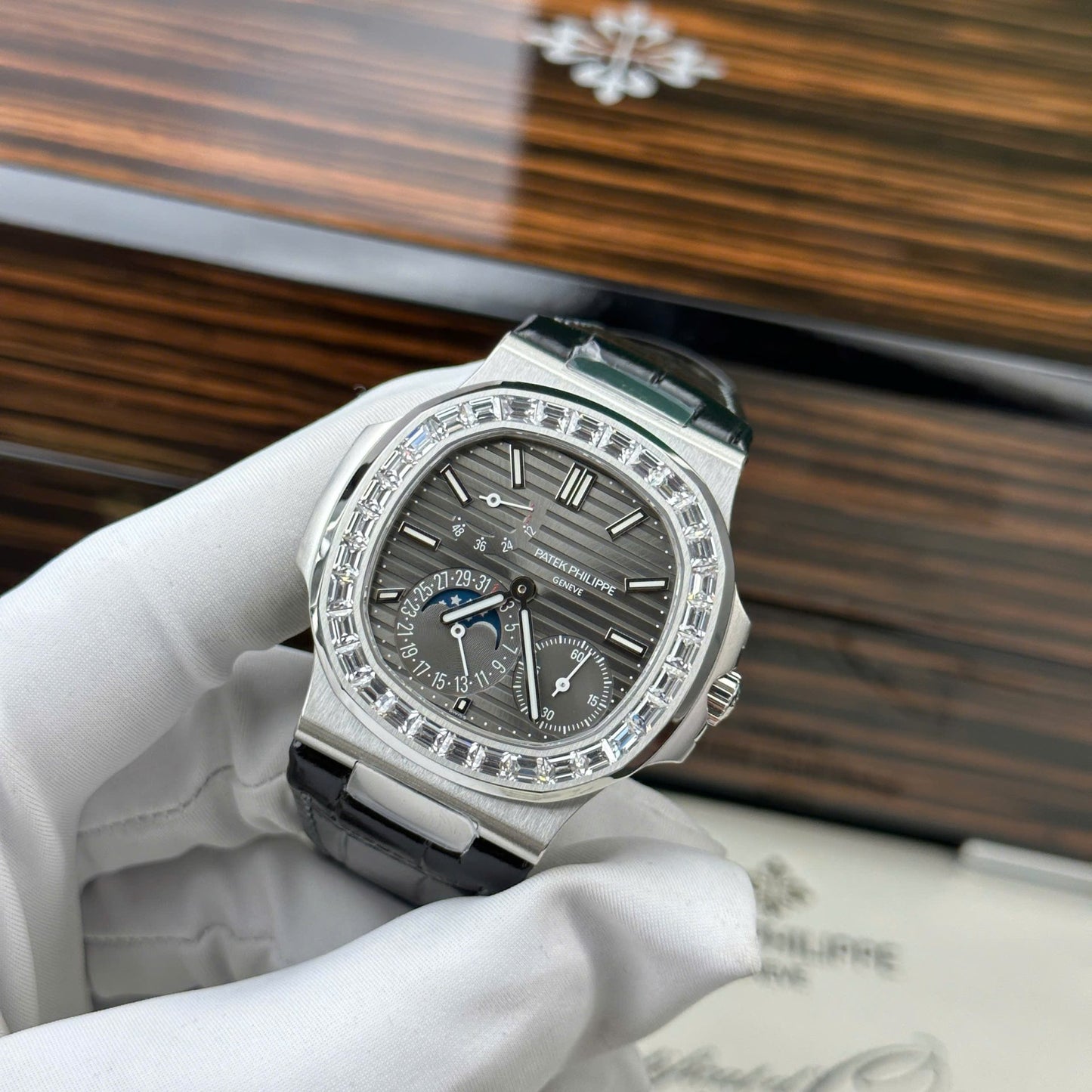 Patek Philippe Nautilus 5722 Replica Watch Grey Dial With Baguette PPF Factory 40mm