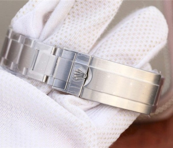 Replica Rolex Submariner 116610 LV Green Ceramic VRF SS Bracelet A2836