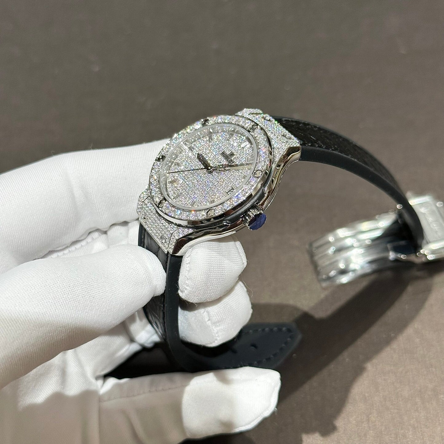 Hublot Classic Fusion Replica Watch With Full Moissanite Diamonds 33mm