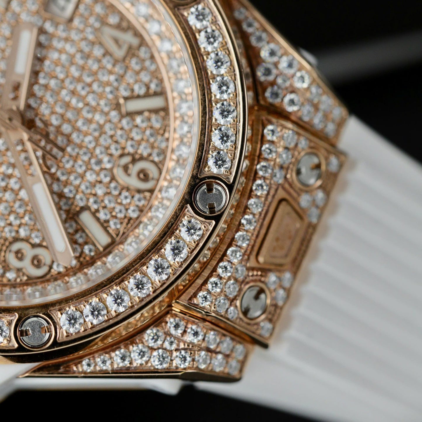 Hublot Big Bang One Click King Gold Custom Moissanite Diamonds Hong Kong 39mm