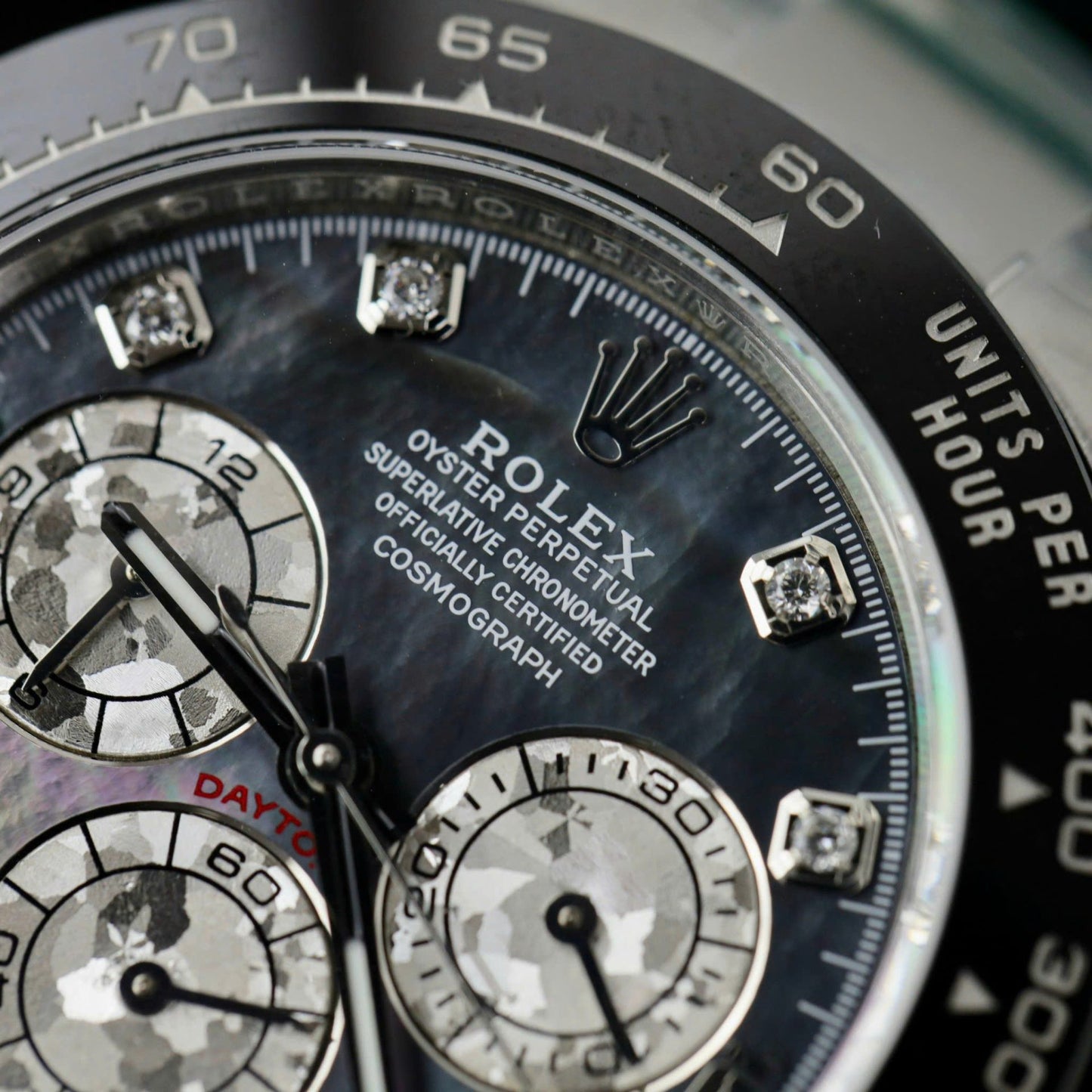 Rolex Daytona Replica Watch Dial Mother Of Pearl Custom Moissanite Diamonds 40mm