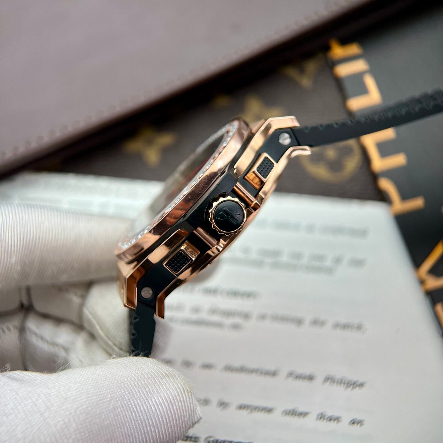 Hublot Fake Watch Big Bang King Gold Choronograph Rubber Strap 44mm