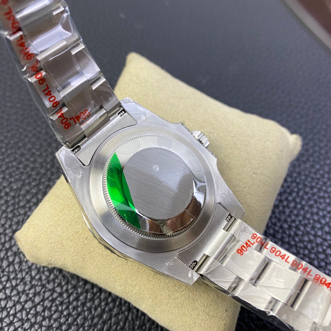 Rolex Submariner Special Edition with Diamonds - Pink Diamonds - 40mm(1:1 replica)