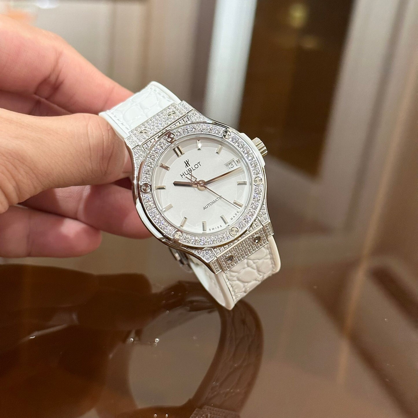 Hublot Classic Fusion Replica 1:1 Watch White Diamond HBF 38mm