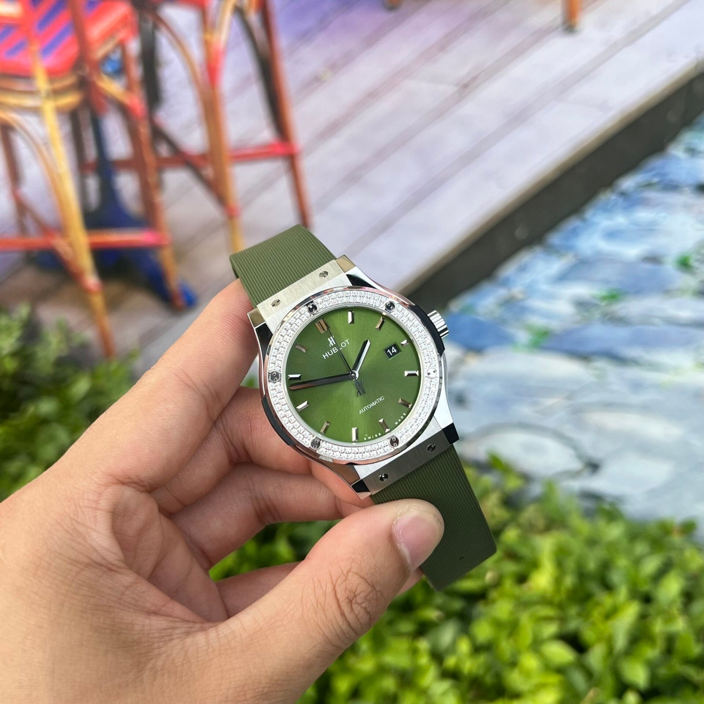 Hublot Classic Fusion Replica Watch Green Dial With Stone JJ+ 42mm