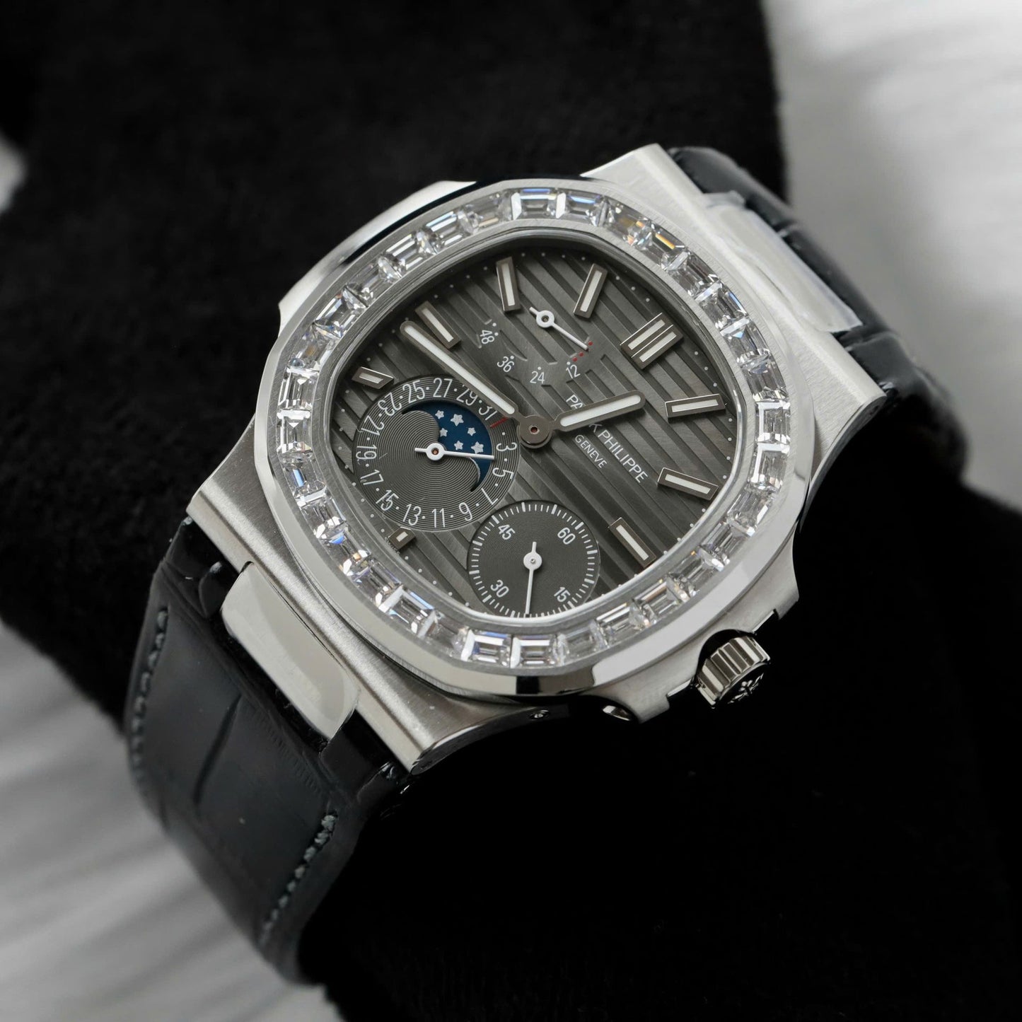 Patek Philippe Copies Watches Nautilus 5724 Gray Dial Leather Strap PPF Factory 40mm