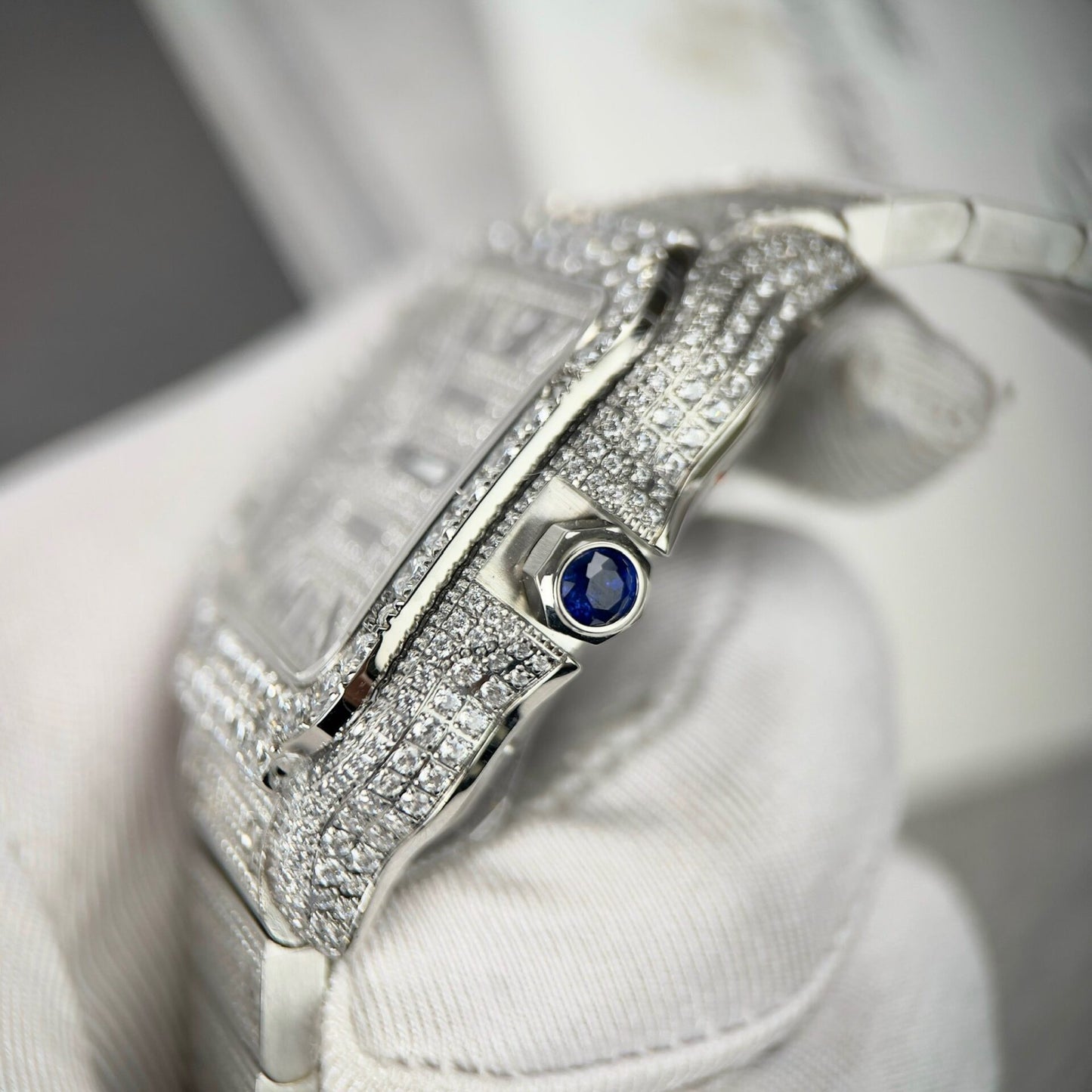 Cartier Santos High Quality Replica Watch With Stone Bezel 39.8mm
