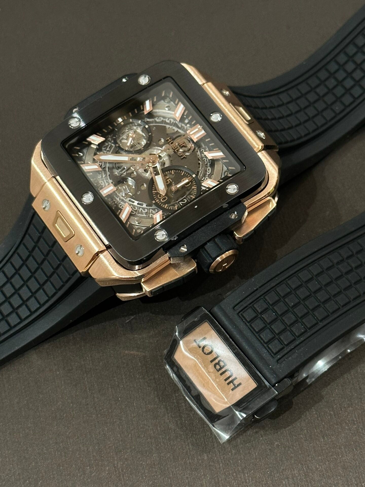 Hublot Big Big Square Best Replica Watch Rose Gold Black Bezel 42mm