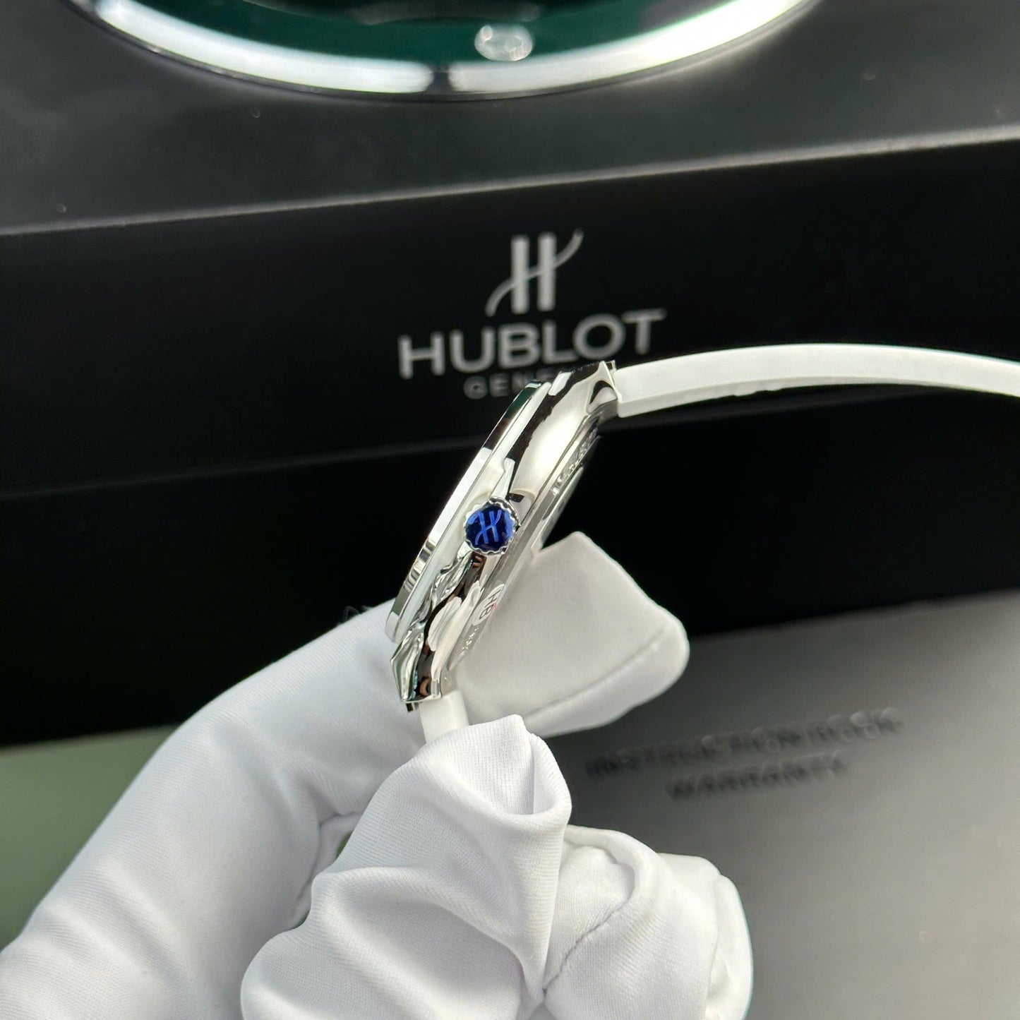 Hublot Classic Fusion Replica 11 Watch White Womens HB Factory 33mm