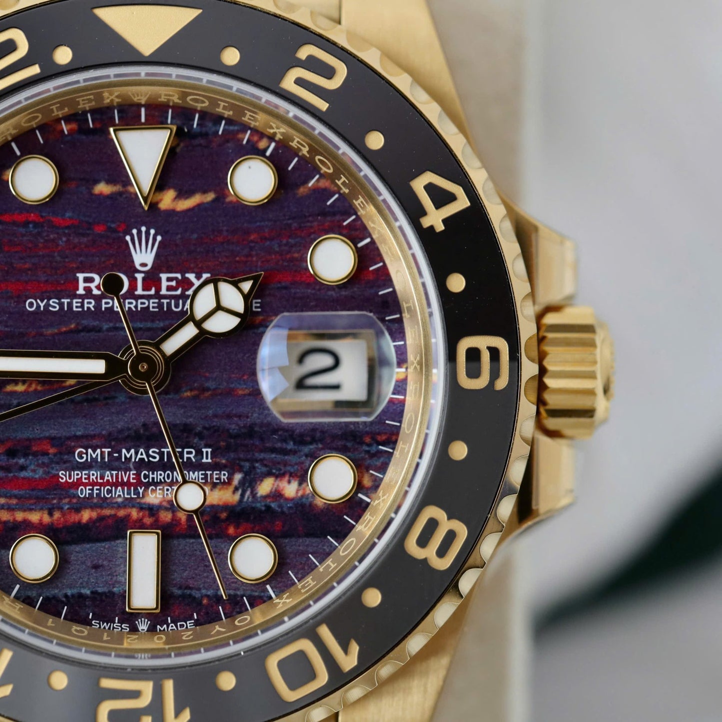 Rolex GMT-Master II 126718GRNR Replica Watch Tiger Eye Stone Dial THB Factory 40mm