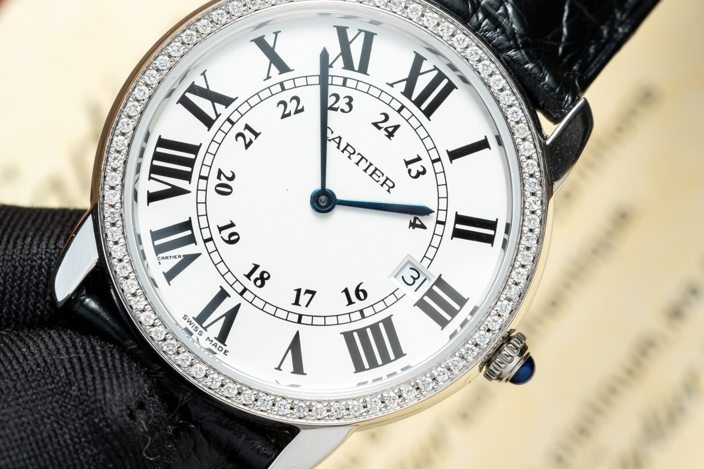Cartier Ronde Natural Diamond Replica 1:1 Watch For Women 36mm