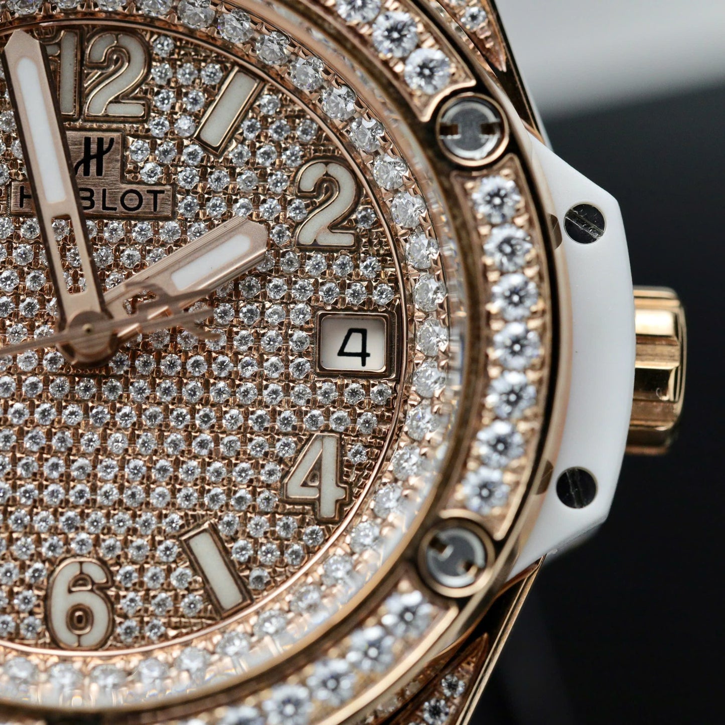 Hublot Big Bang One Click King Gold Custom Moissanite Diamonds Hong Kong 39mm