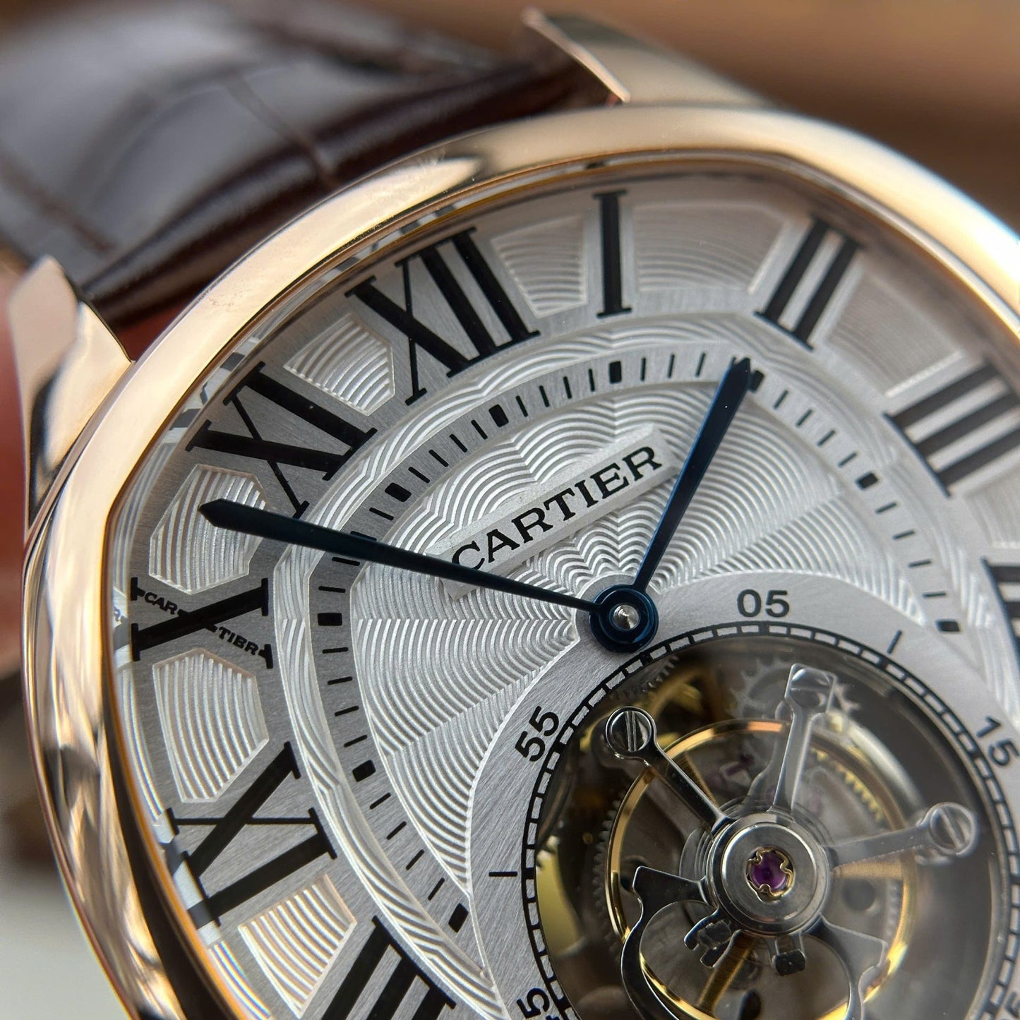 Cartier Drive Tourbillon Replica Watch Dial Guiloche Motif Leather Strap 41mm