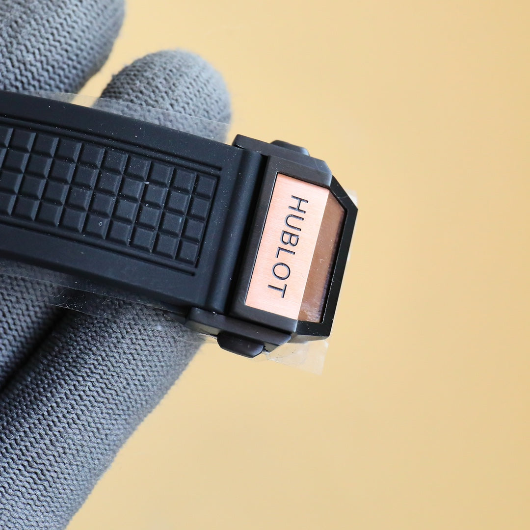 HUBLOT SQUARE BANG UNICO 45mm Rubber Strap(1:1 replica)