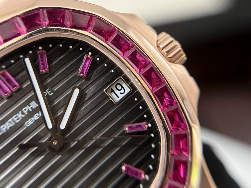 Patek Philippe Nautilus 5723 Replica Watch Gold Wrapped With Red Ruby 40mm