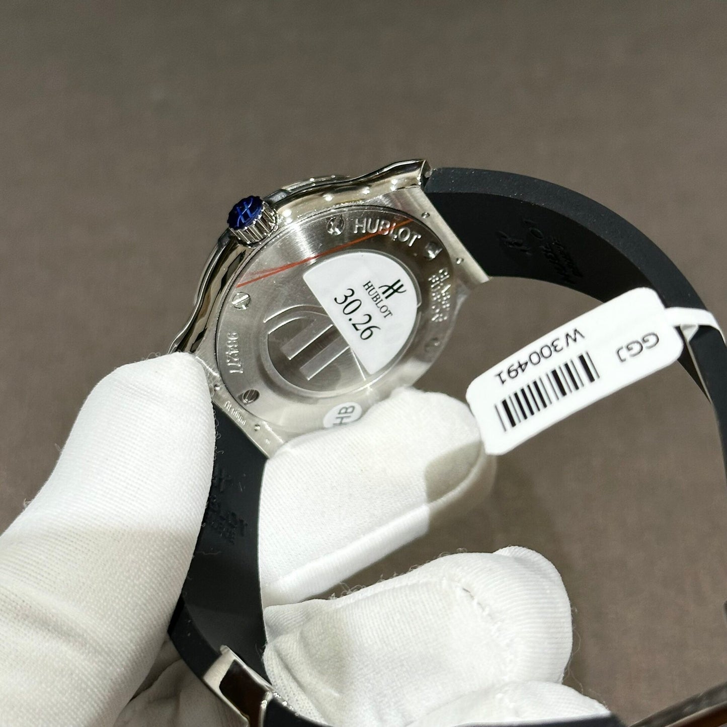 Hublot Replica Watch With Moissanite Diamonds Rubber Strap 33mm