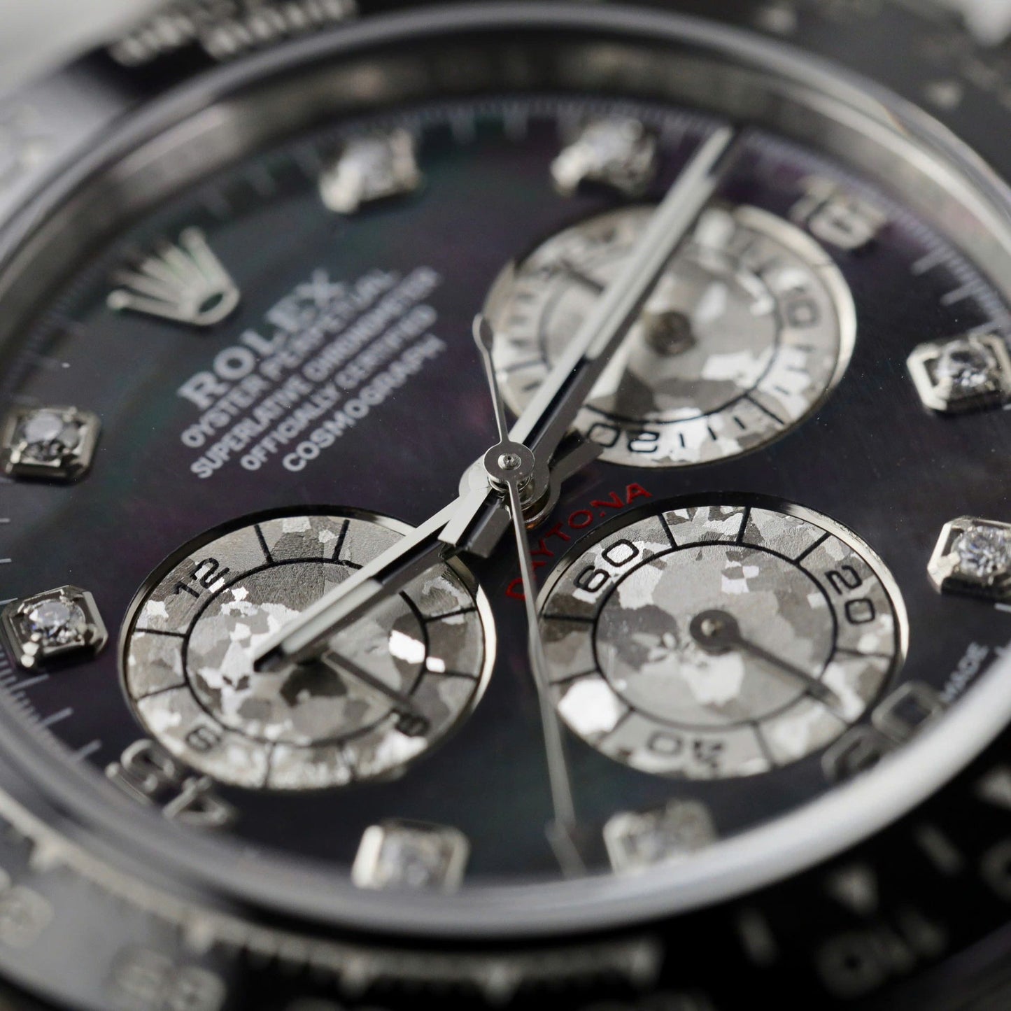Rolex Daytona Replica Watch Dial Mother Of Pearl Custom Moissanite Diamonds 40mm