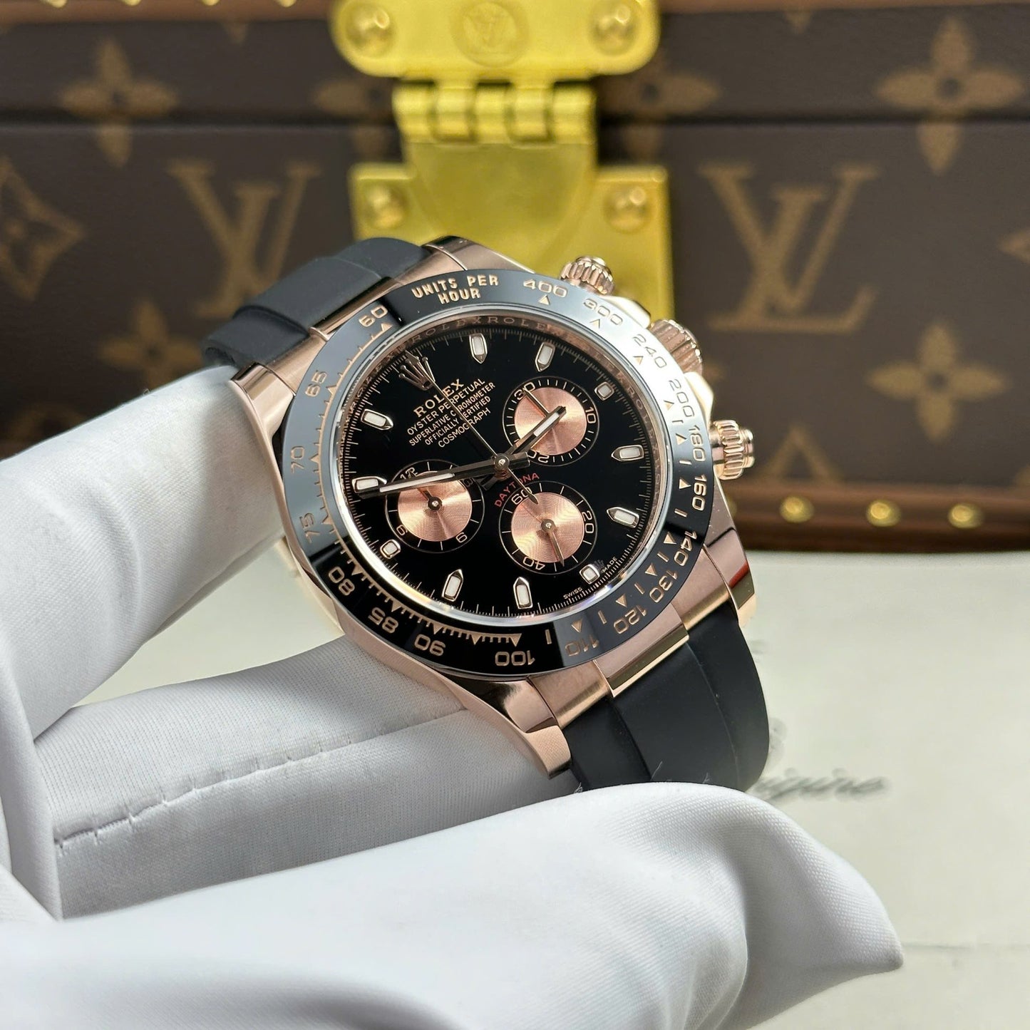 Rolex Cosmograph Daytona 116515LN Black Dial Replica 11 Watch Gold Wrapped 40mm