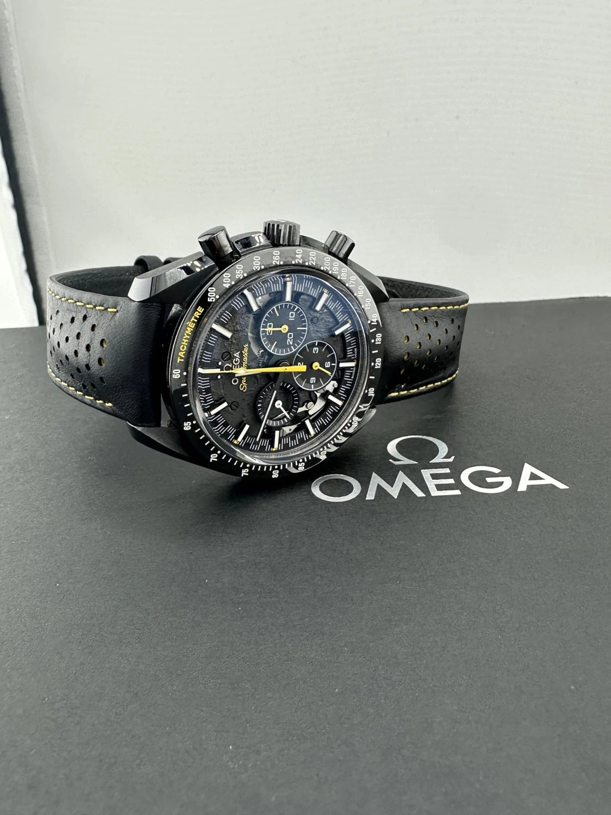 Speedmaster Series Dark Side of the Moon(1:1 replica)