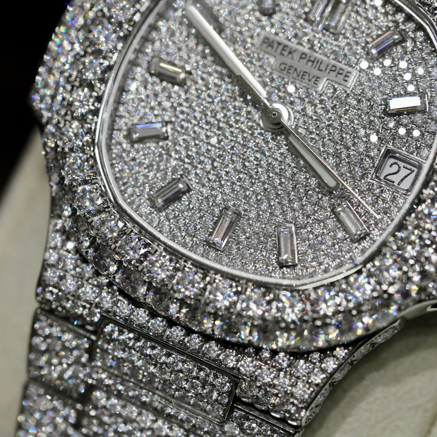 Patek Philippe Best Replica Watch Nautilus 5719 Custom Full Moissanite Diamonds 40mm