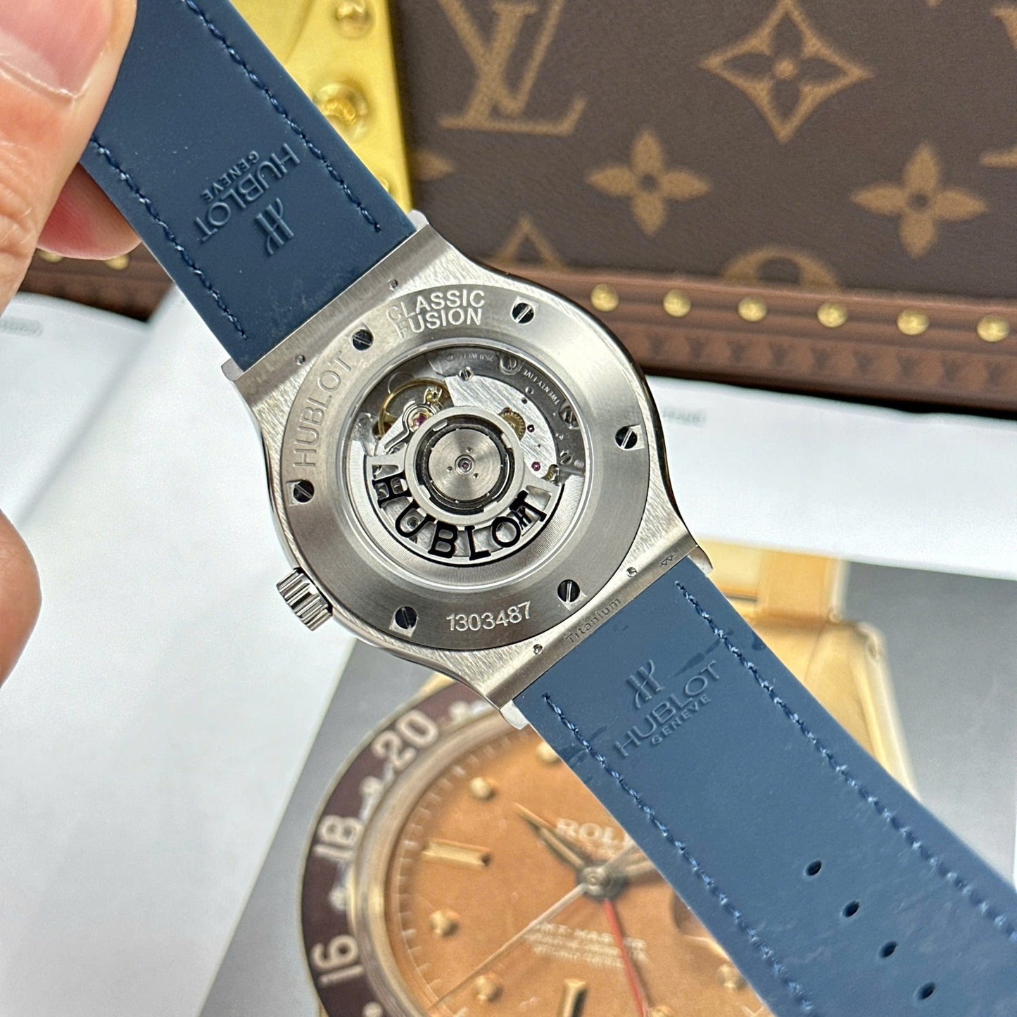 Hublot Classic Fusion Titanium Imitation Watches Blue Dial Weight 84 Grams Super Light JJZ Factory 42mm