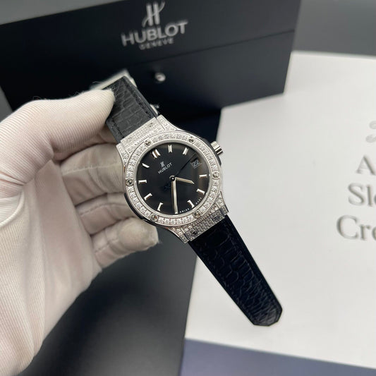 Hublot Classic Fusion Replica Watches Womens Black Dial HB Factory 33mm