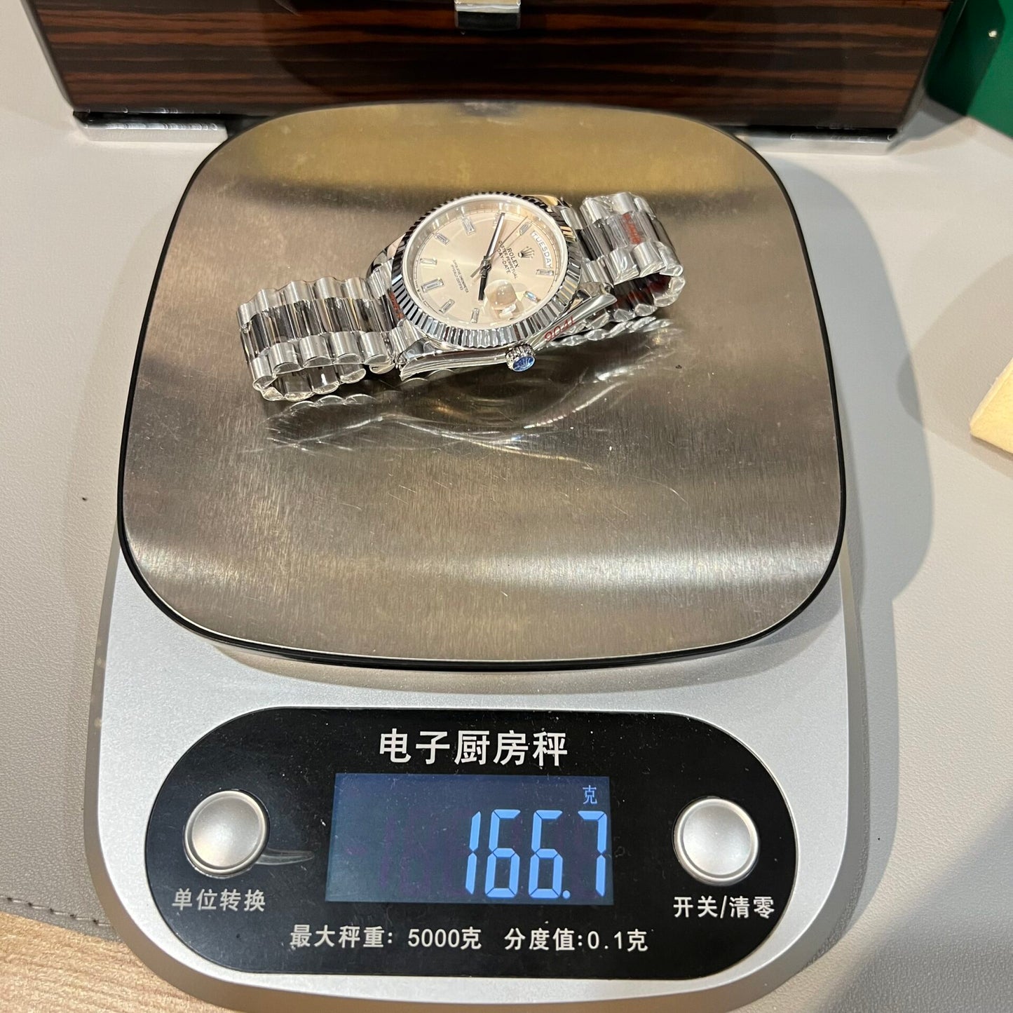 Rolex Day-Date 228239 Replica Watch White Dial Refine 166gram GM V2 40mm