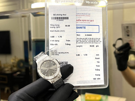 Hublot Classic Fusion Women Dial Gray Copies Watches Full Diamonds Moissanite Hong Kong 33mm