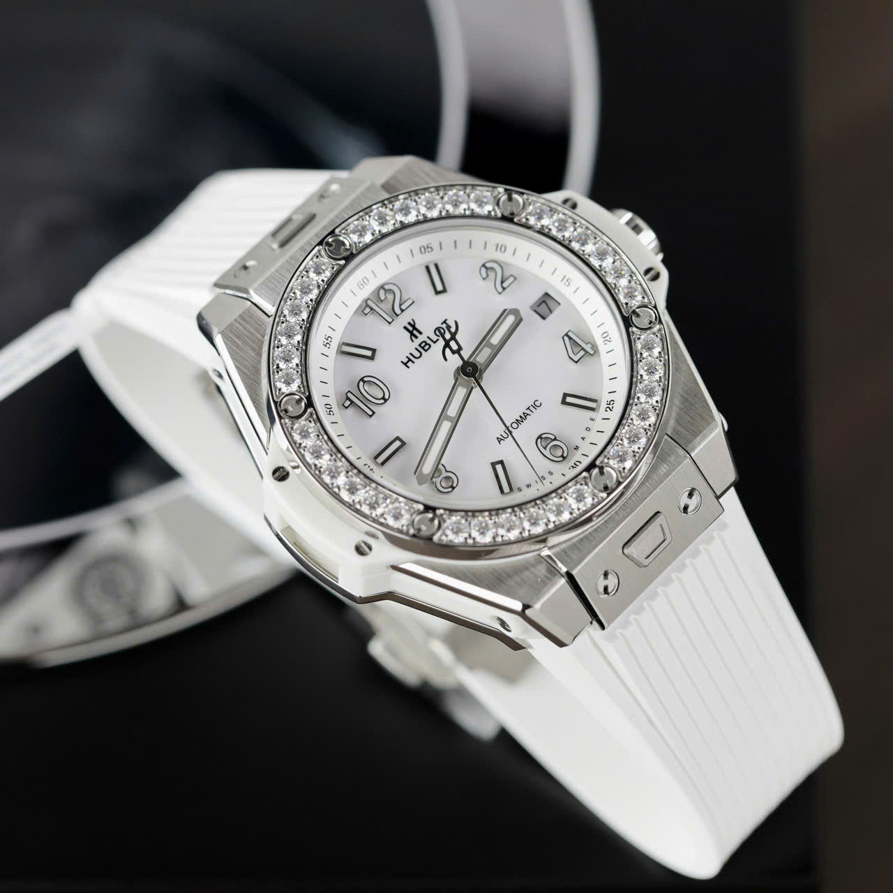 Hublot Big Bang One Click Titanium Customs Moissanite Diamonds Bezel Replica Watch 39mm