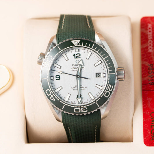 Omega Replica Watch Planet Ocean 600M Grey Dial Rubber Strap VS Factory 43.5mm