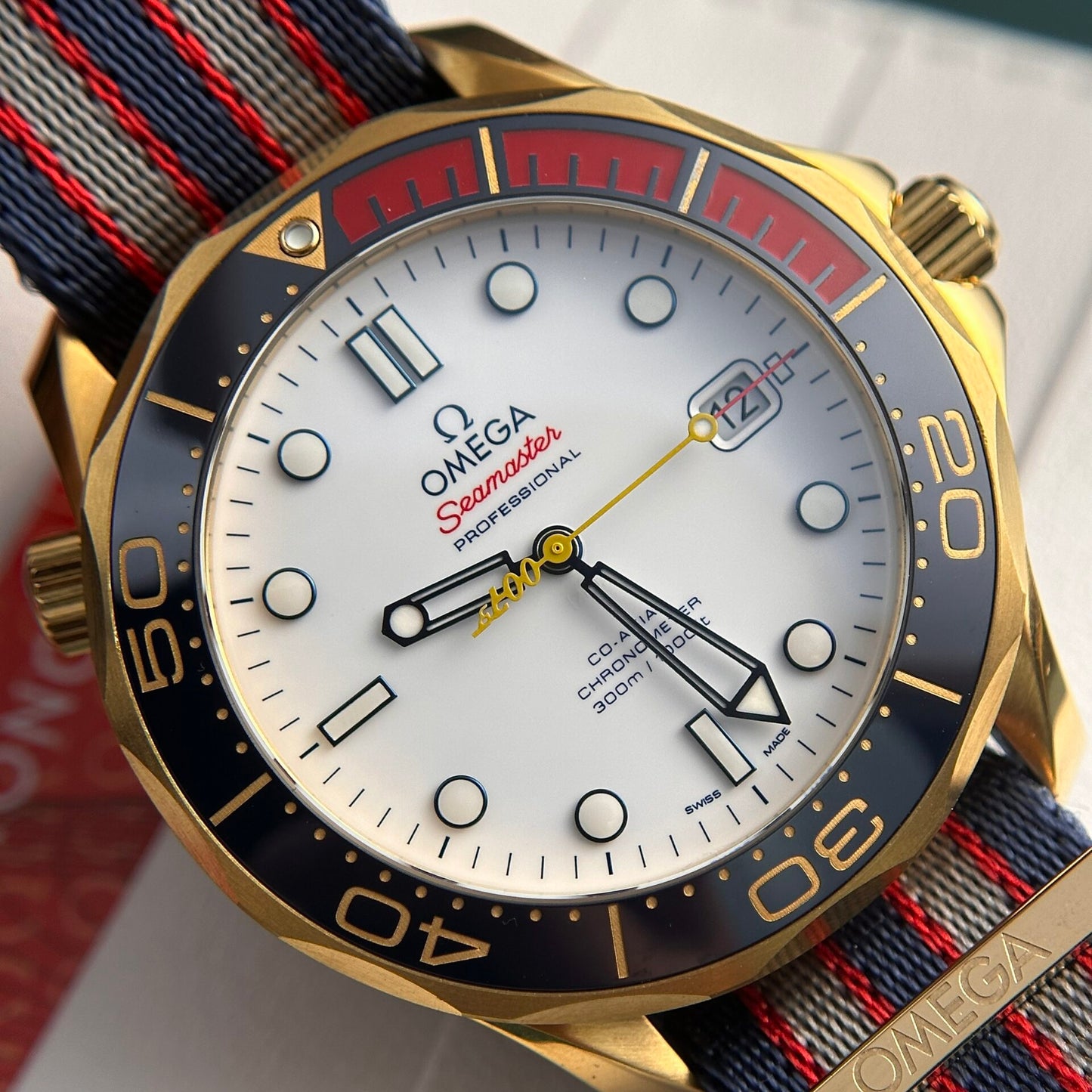 Omega Replica Watch Seamaster Diver 300M 007 Edition Nato Fabric Strap 42mm