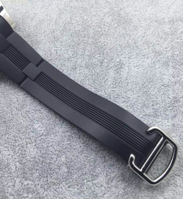 Replica Cartier Roadster SS White Dial Black Rubber Strap A2824