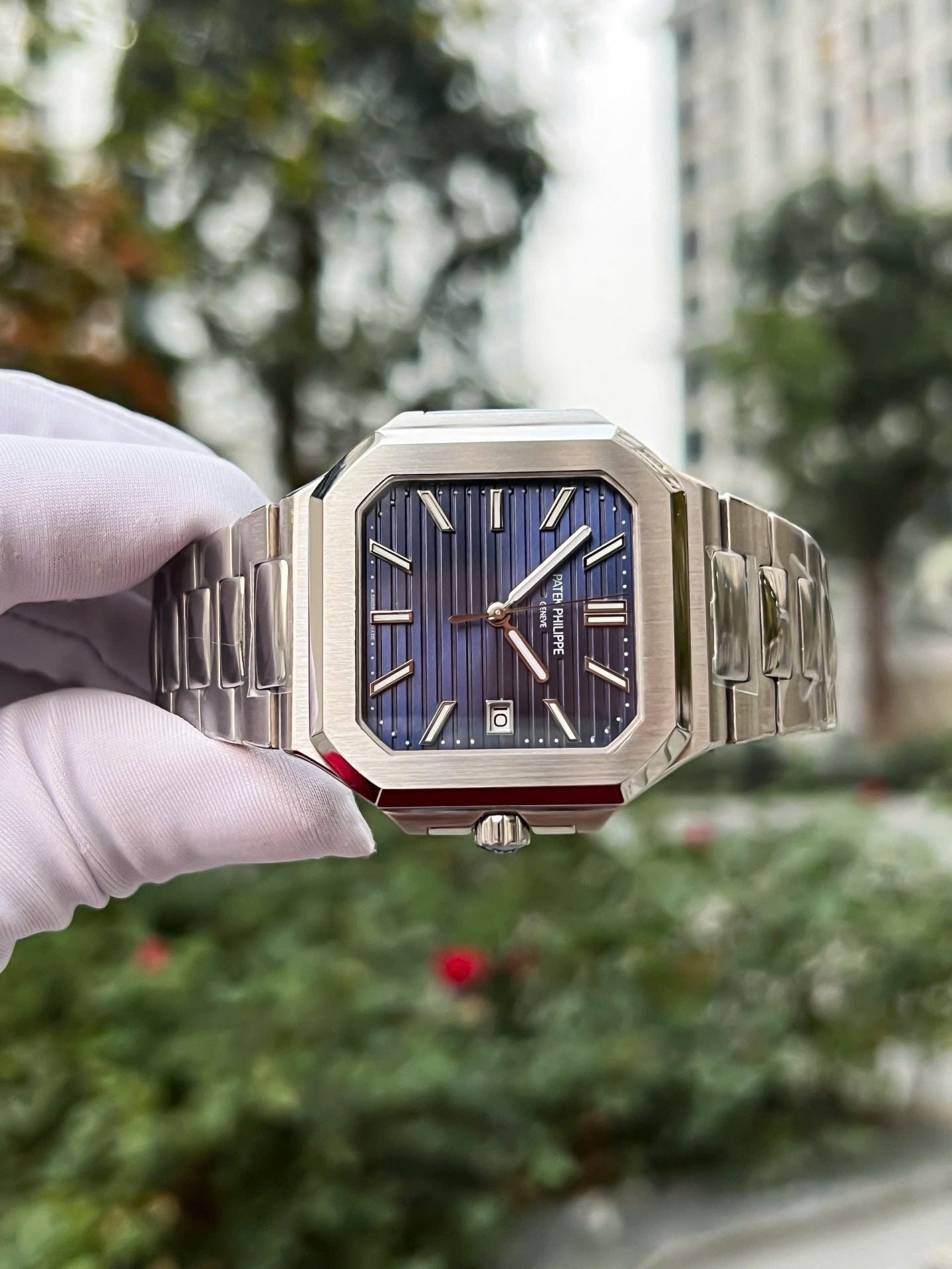 Patek Philippe Cubitus 5821 Best Replica 11 Watch Dial Blue Metal Wire 45mm