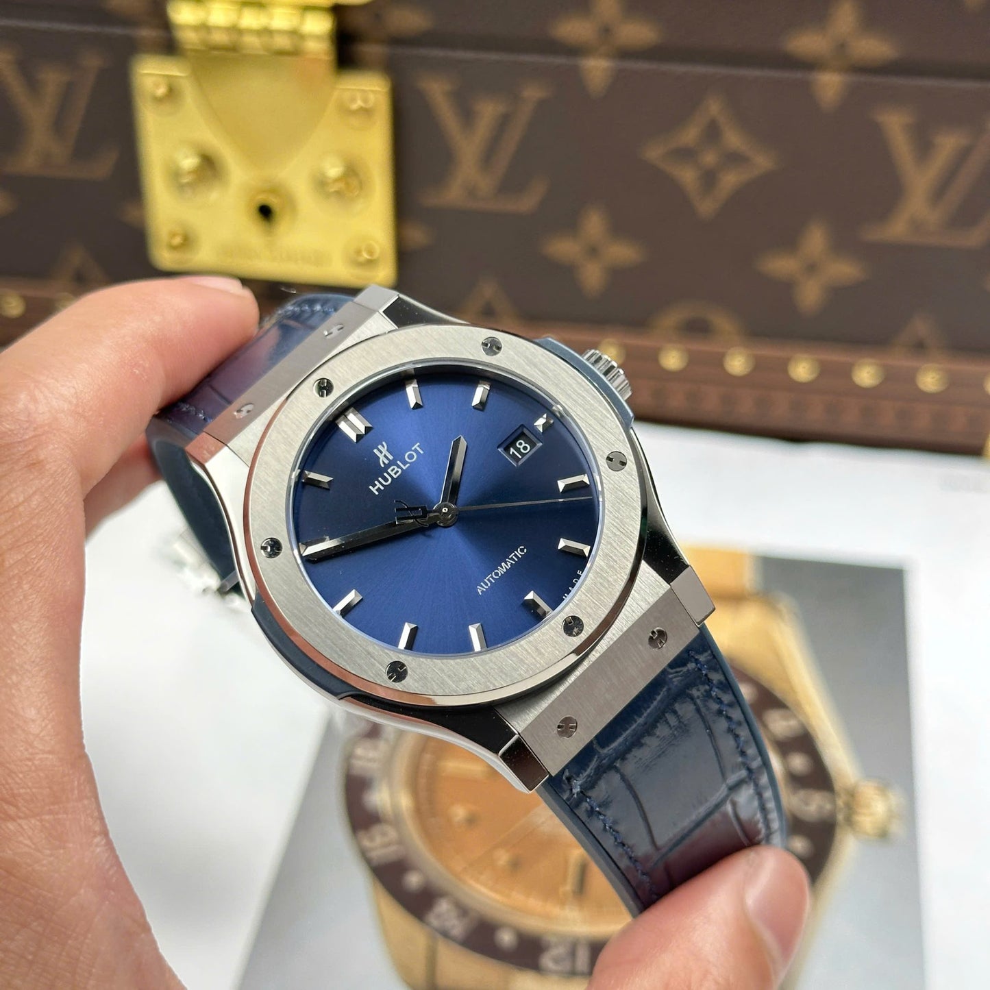 Hublot Classic Fusion Titanium Imitation Watches Blue Dial Weight 84 Grams Super Light JJZ Factory 42mm