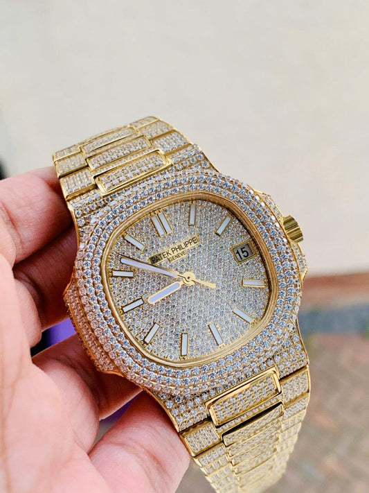 Replica PATEK PHILIPPE ICED Nautilus Jumbo 5711 YG TWF Full Paved Diamonds Dial Case and Bracelet A324