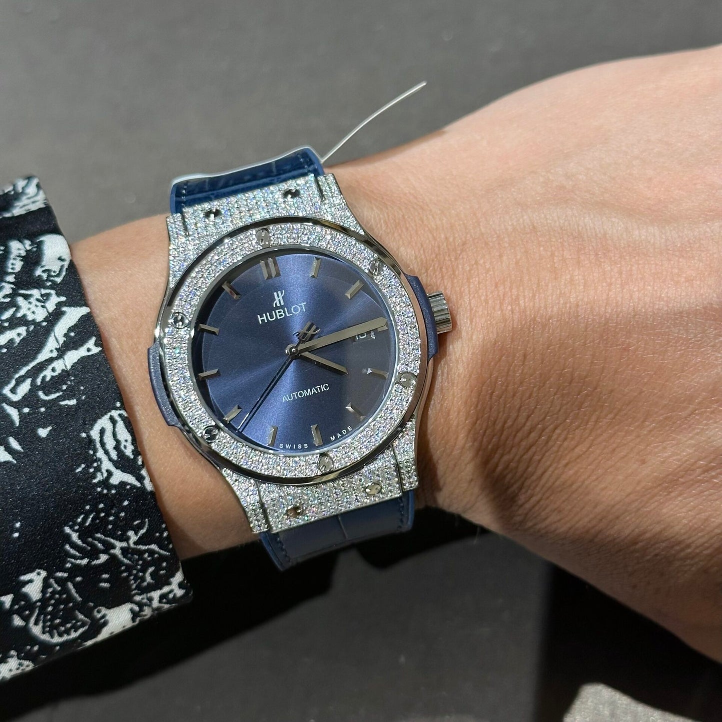 Hublot Replica Watch With Full Diamond Moissanite Diamonds Blue Dial 42mm