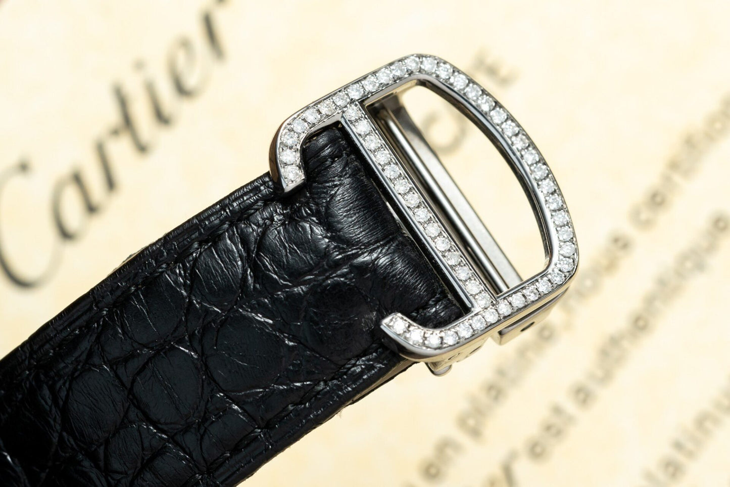 Cartier Ronde Natural Diamond Replica 1:1 Watch For Women 36mm