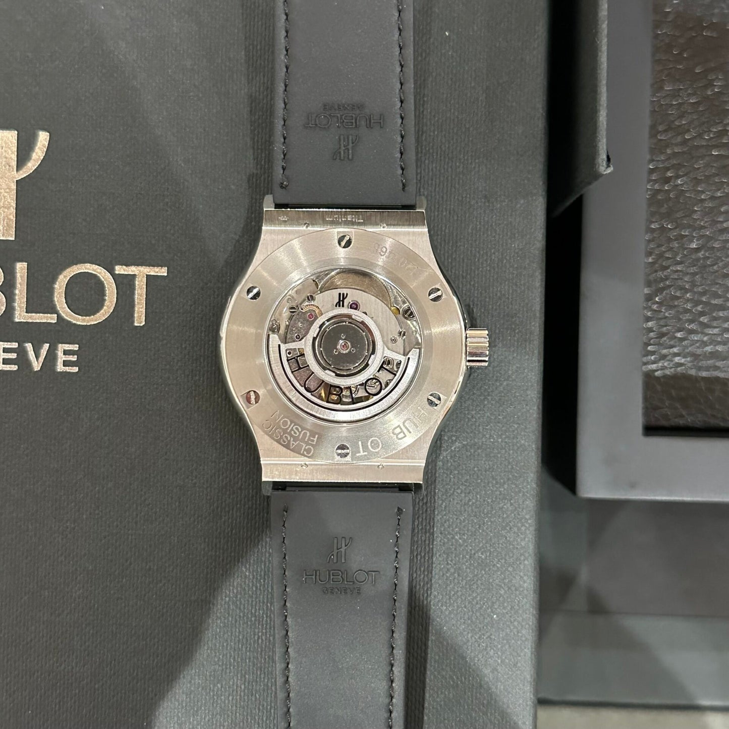Hublot Replica 1:1 Watch Classic Fusion Full Diamond Moissanite Grey Dial 42mm