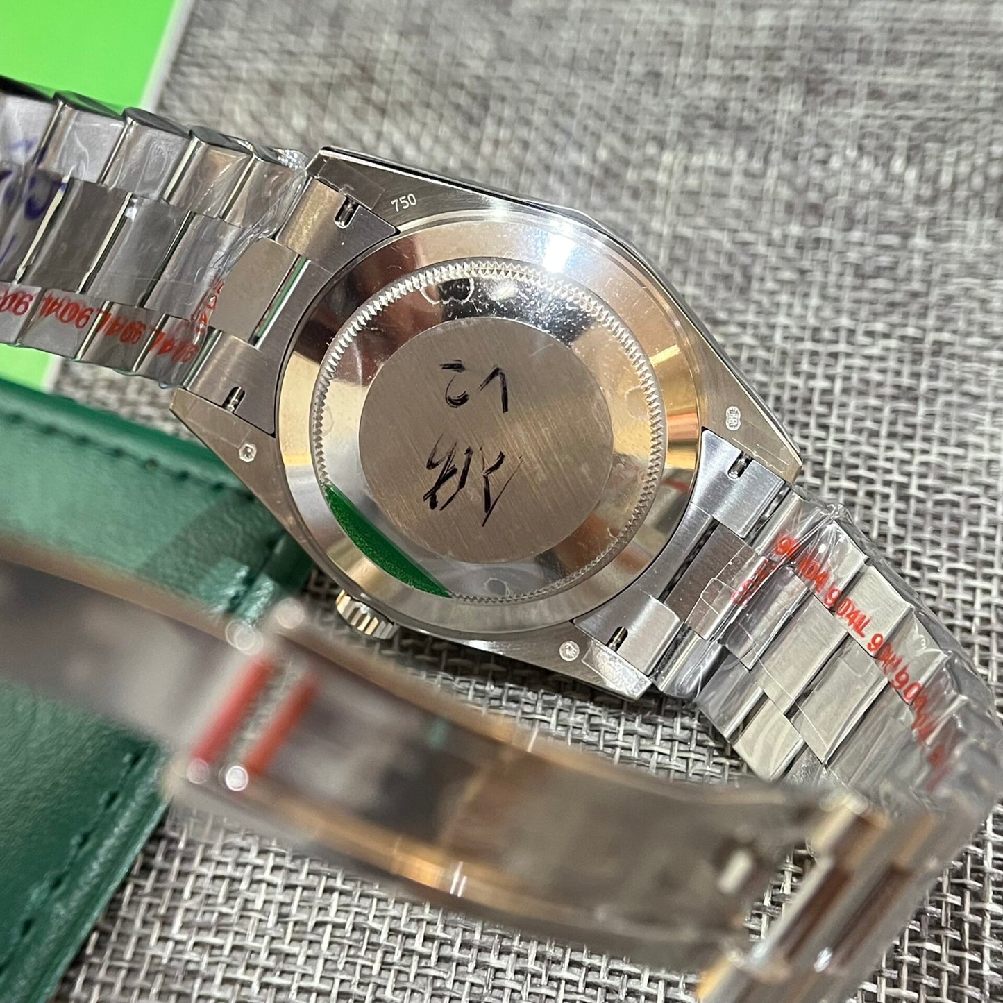 Rolex Replica 1:1 Watch Day-Date 228236 Black Dial With Stone Number GM Factory 40mm