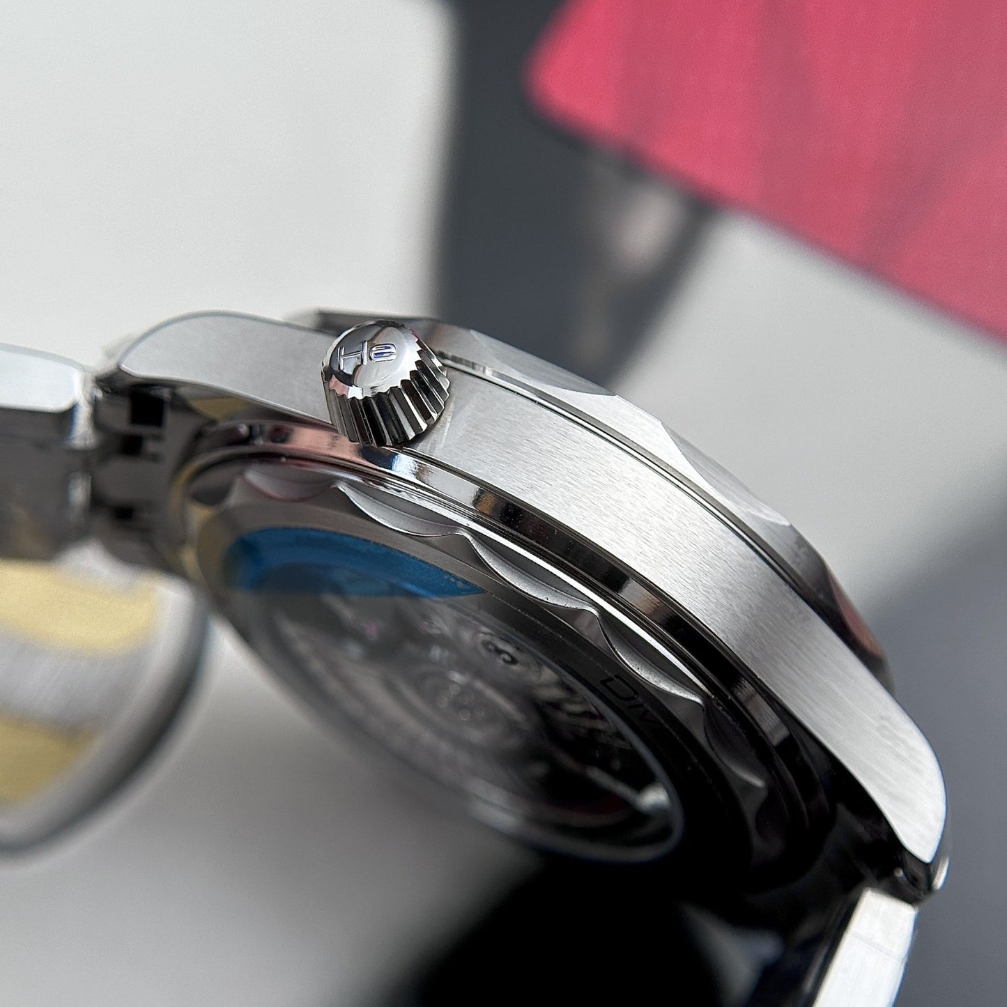 Omega Replica Watches Seamaster Summer Blue Dial VS Factory 42mm