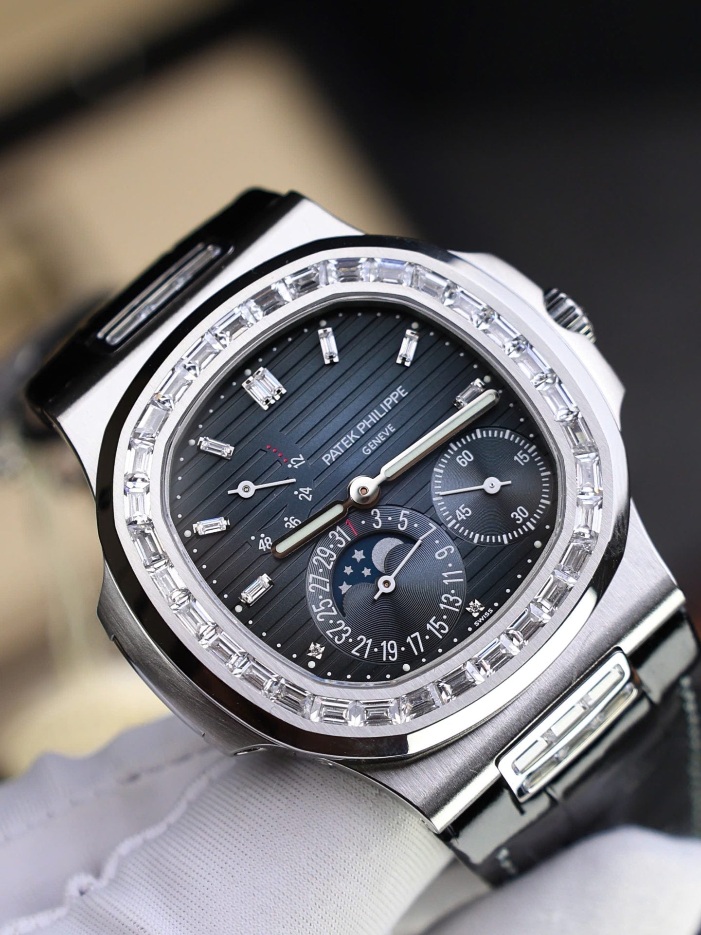 Patek Philippe Nautilus 5724 Blue Dial Replica Watch Full Function PPF Factory 40mm