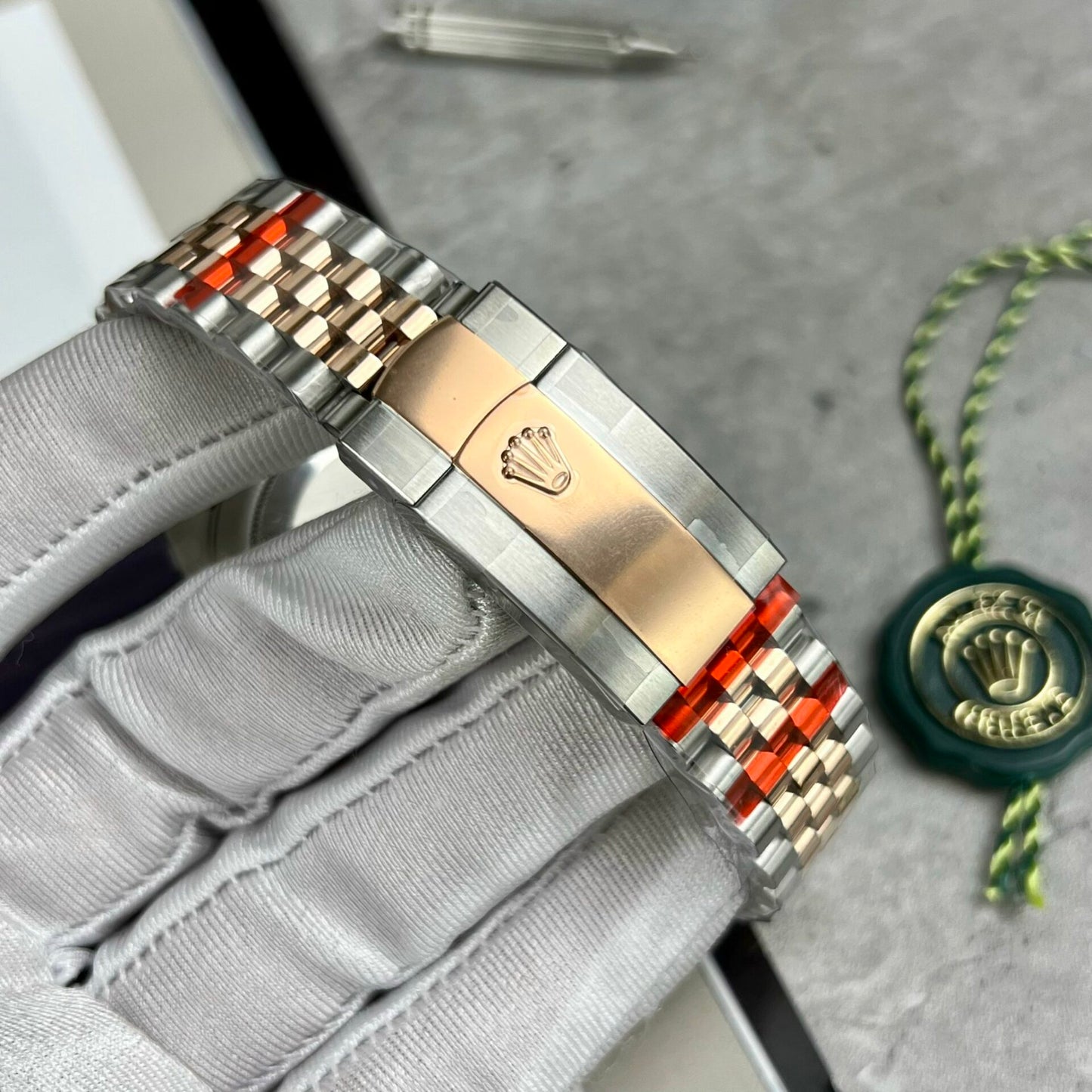 Rolex Replica Watch DateJust Wimbledon Dial Demi Strap Rose Gold Plated EW 41mm