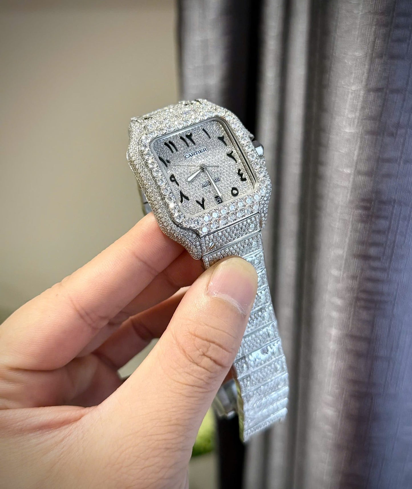 Cartier Santos Arabic Numeral Best Replica Watch Moissanite Diamonds Hong Kong 39.8mm