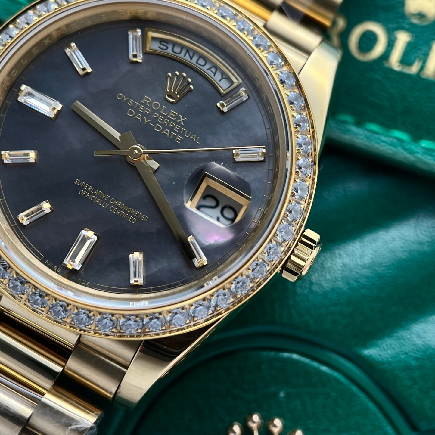 Rolex Day-Date Fake Watch Mother Of Pearl Dial President Strap 40mm